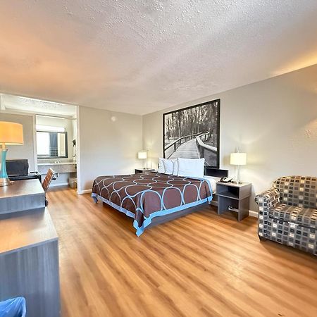 Super 8 By Wyndham Hardeeville - Savannah North Екстериор снимка