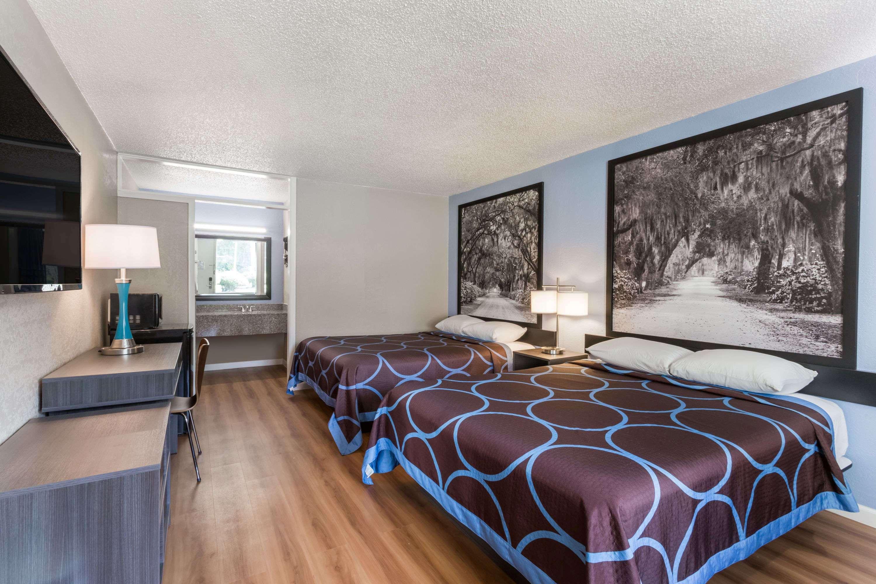 Super 8 By Wyndham Hardeeville - Savannah North Екстериор снимка