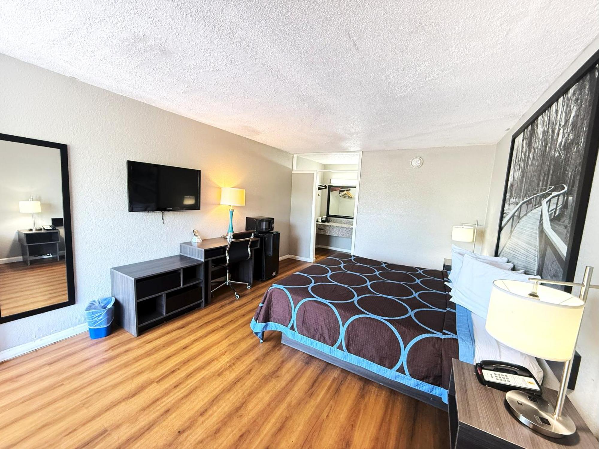 Super 8 By Wyndham Hardeeville - Savannah North Екстериор снимка